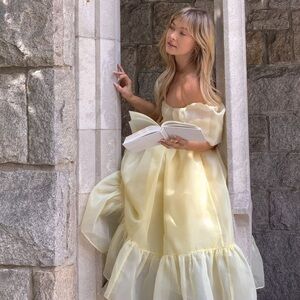 Selkie baby banana french puff small nwt